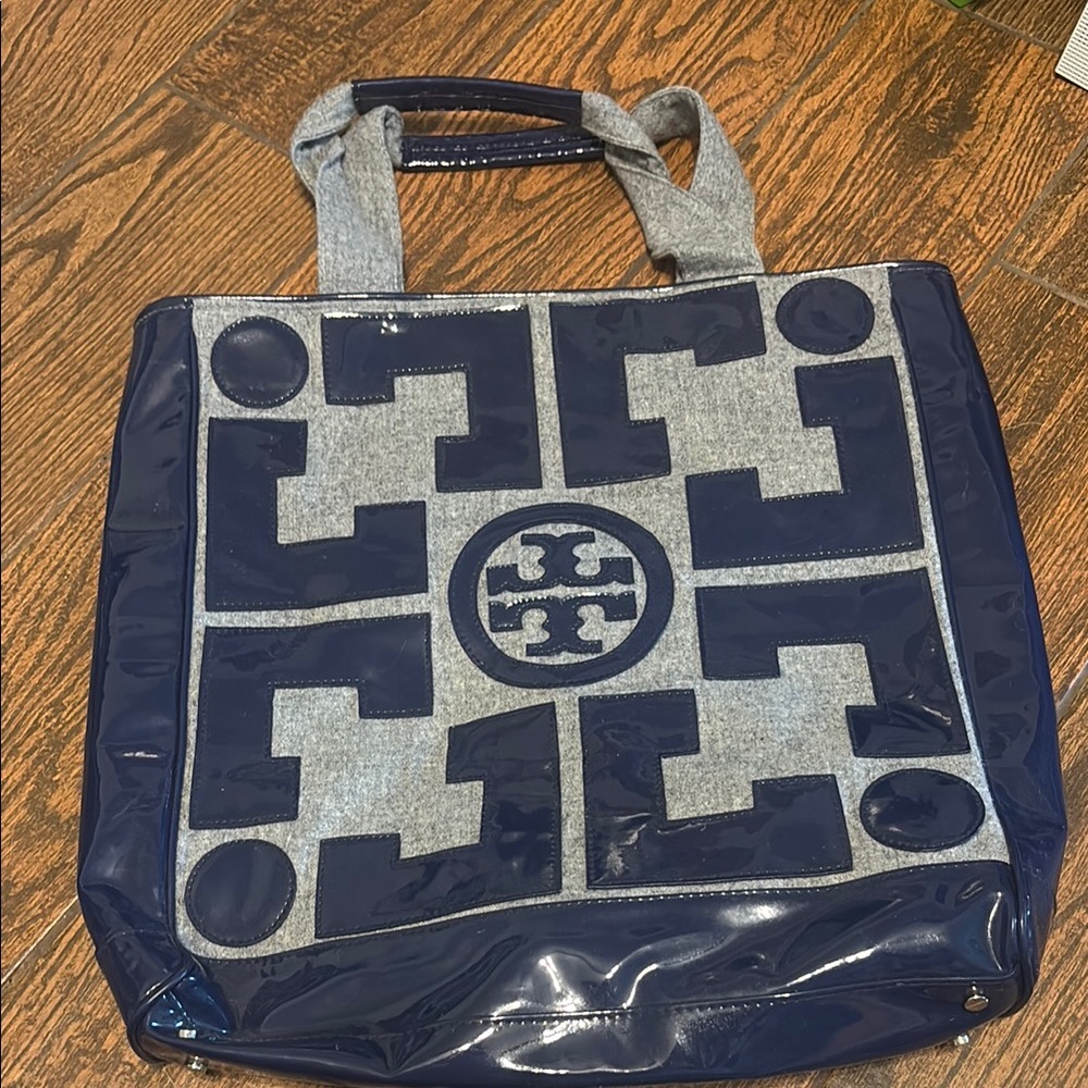 Tory Burch Geometric Navy and Gray Tote